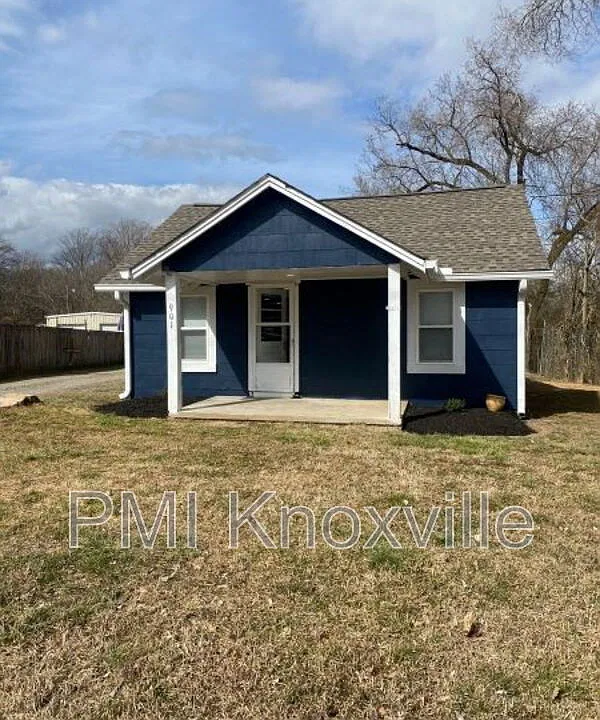 901 Calderwood Hwy