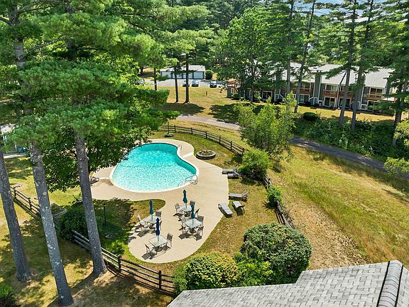 5th image of 36 Circle Drive #1
