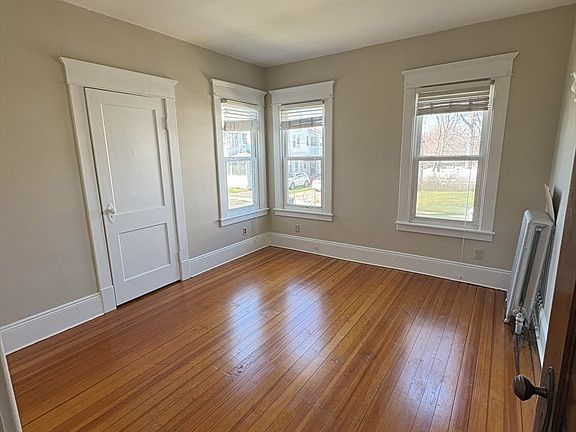 4th image of 356 Springfield St #1