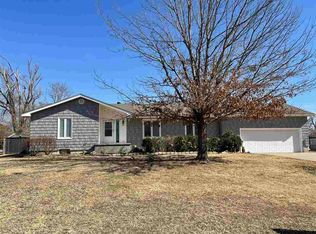 124 Prospect Rd, Ponca City, OK 74604