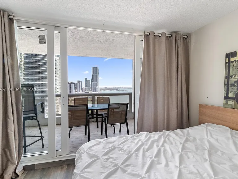 1717 N Bayshore Dr #A-2837 — Photo 4