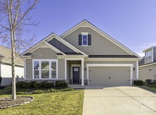 106 Chase Water Dr, Mooresville, NC 28117