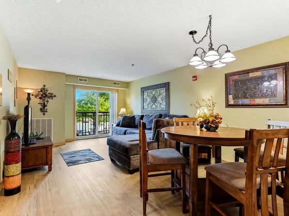 4845 W 123rd St APT 201, Savage, MN 55378
