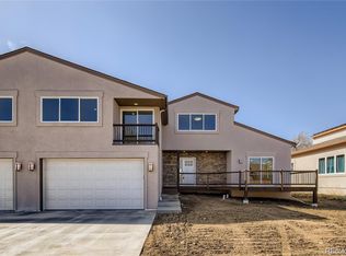8662 W 49th Pl, Arvada, CO 80002