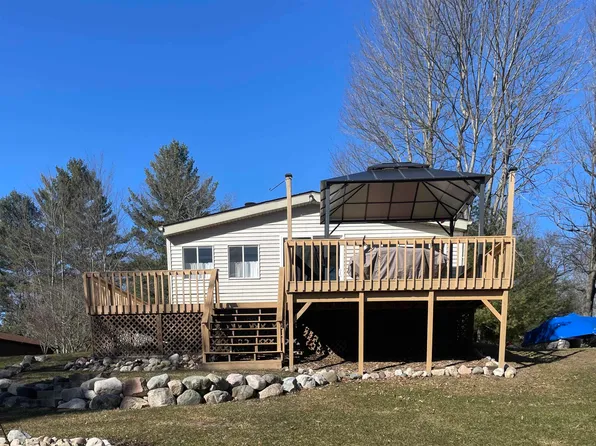 1040 Rivers Terrace Rd, Gladwin, MI 48624