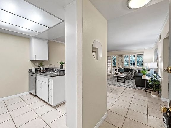 4th image of 10699 San Diego Mission Rd Unit 312