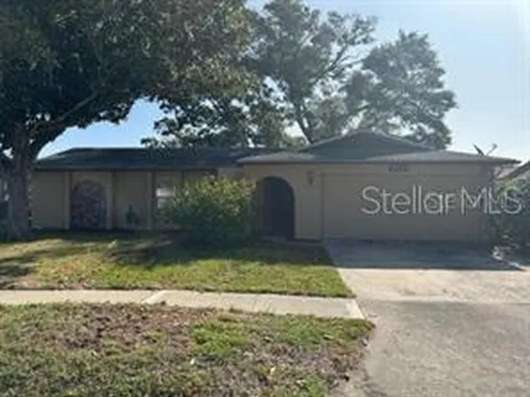8873 Tami St, Seminole, FL 33772