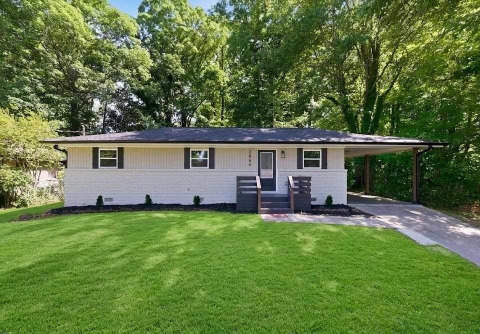 1st image of 2866 Lancaster Dr