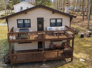 120 Yvonne Ln, Dingmans Ferry, PA