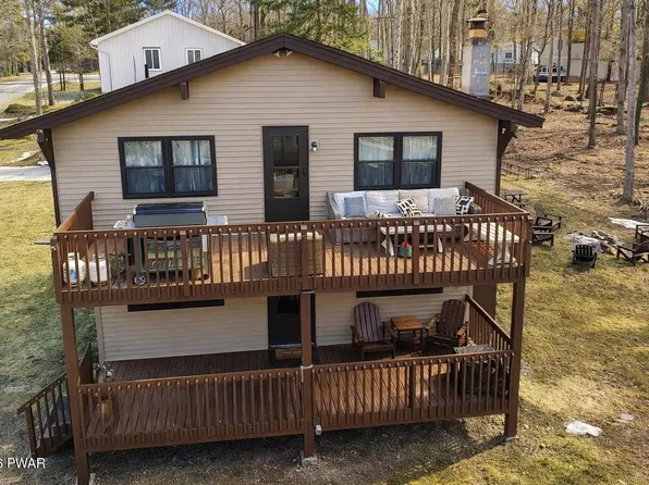 120 Yvonne Ln, Dingmans Ferry, PA 18328