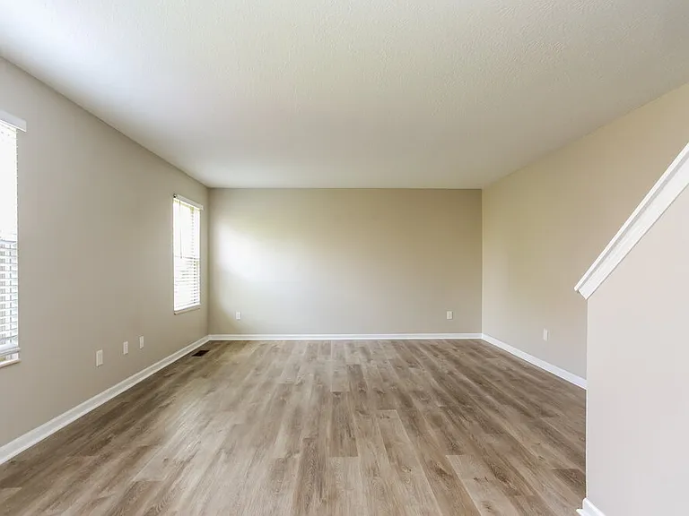 8268 Parori Ln — Photo 6