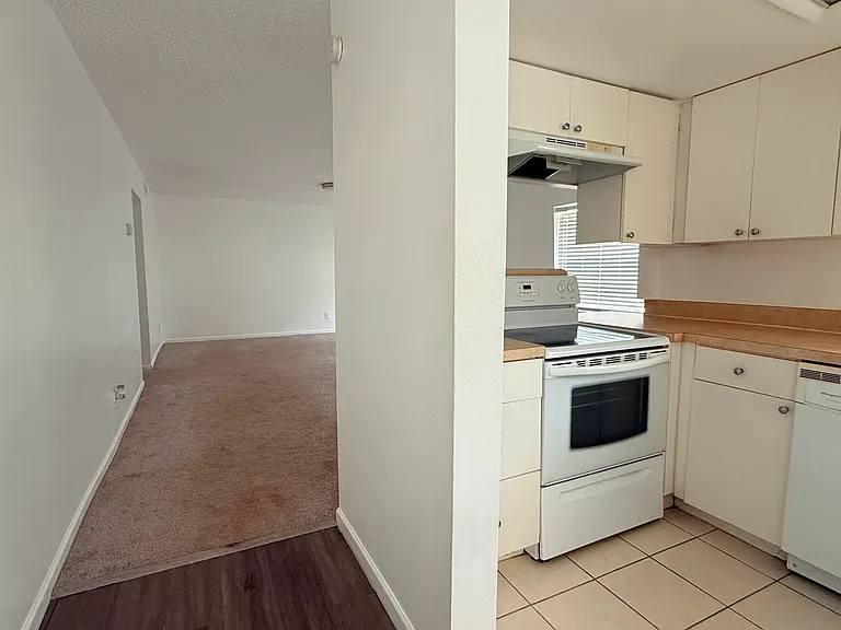 1000 S Semoran Blvd #706 — Photo 12