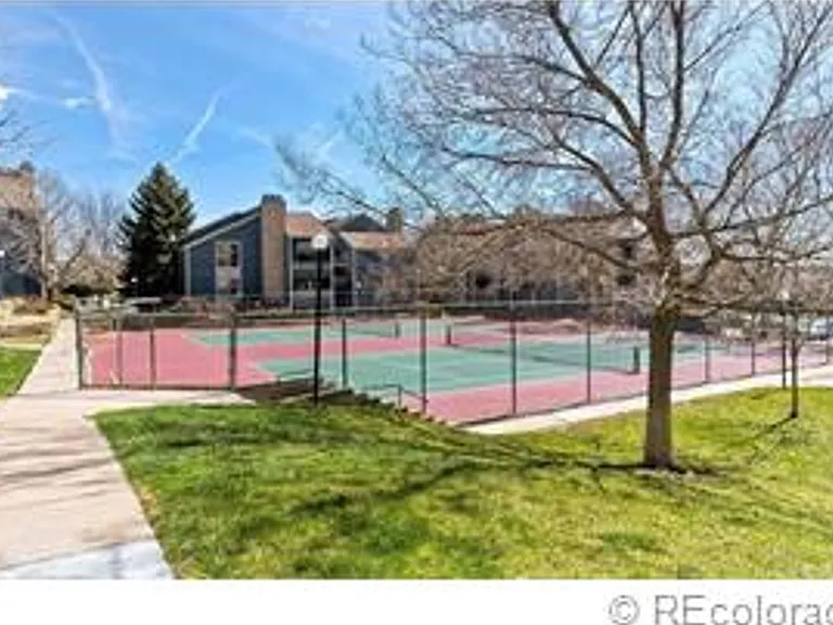 14120 E Temple Dr #Y06 — Photo 16