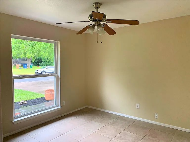 4905 Richmond Ave — Photo 12