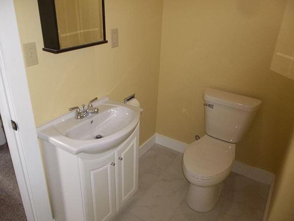 3rd image of 3318 Monterey St