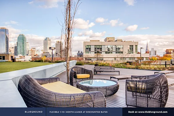 Rented by The Blueground | media 20