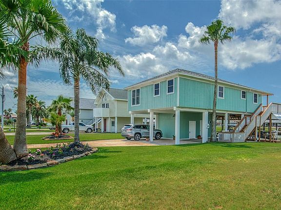 4th image of 1311 Hawaii Dr