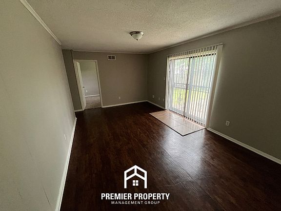 4th image of 4190 Arrowood Ave