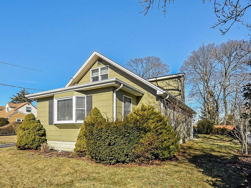 1st image of 19 Gladiola St