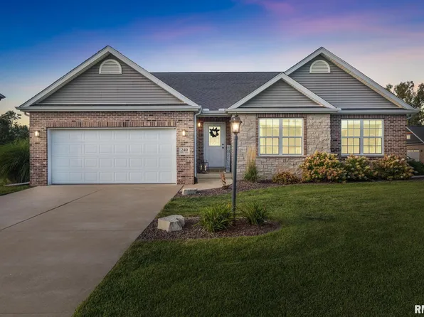 240 Turtle Creek Trl, Morton, IL 61550