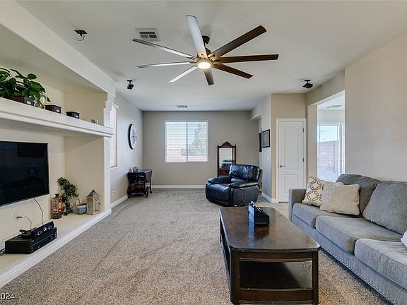 2nd image of 11202 Star Lily St