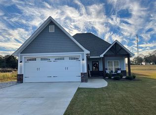 40 S Barnes Field Dr, Hattiesburg, MS 39402