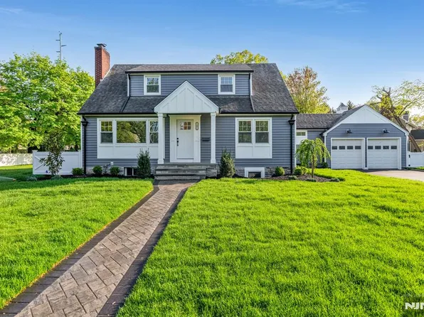 5 Somerset Ct, Glen Rock, NJ 07452