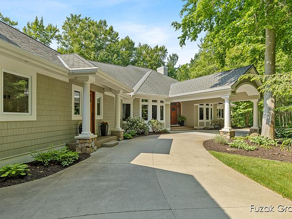 2nd image of 17180 Shore Oaks W