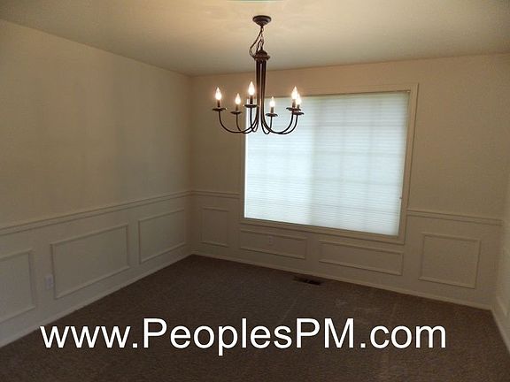 3rd image of 25722 Lake Wilderness Country Club Dr SE #C