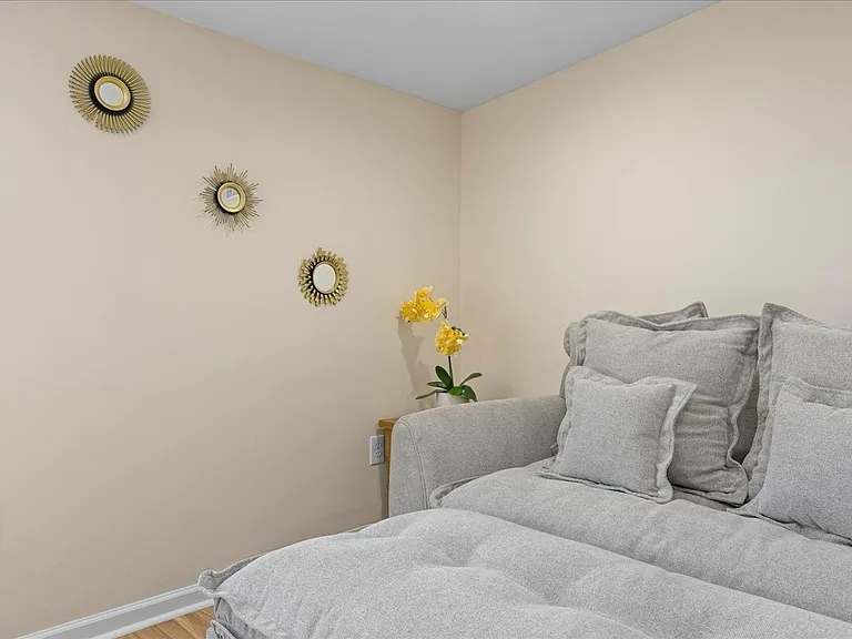 5123 Ventnor Ave #B — Photo 50