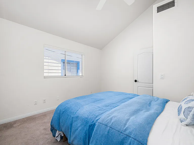 117 Marine Ave #B — Photo 31