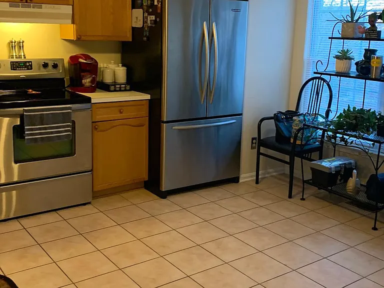 301 Backridge Ct — Photo 3
