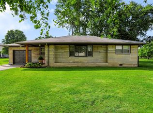 2209 S Miller Ave, Shelbyville, IN 46176