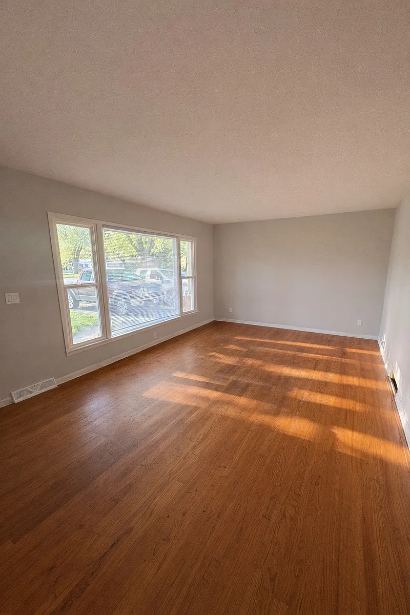 Building Photo - 8619 N Marston Ave