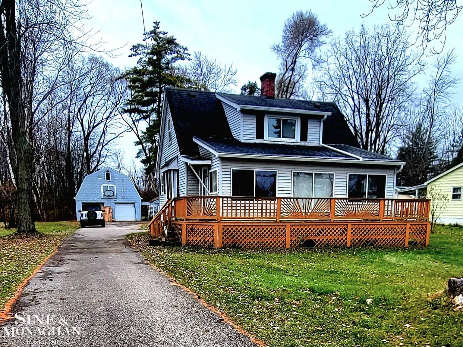 3841 Ravenswood Rd, Marysville, MI 48040 Zillow