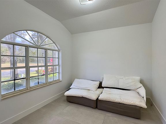 4th image of 5175 NW 50th Terrace