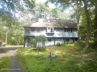 132 Crosswood Dr, East Stroudsburg, PA 18302