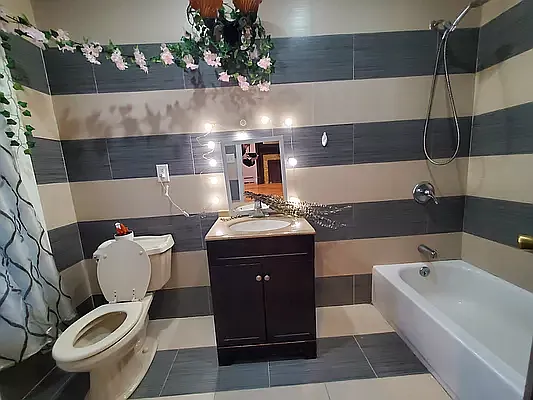 Rented by Friedman Mayer, LREB | media 10