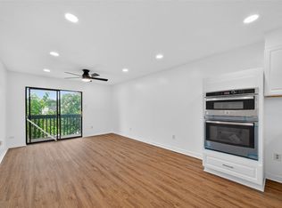 1516 Bay Area Blvd APT R4, Houston, TX 77058