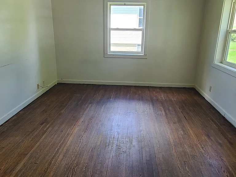 1603 N Cedar St — Photo 5