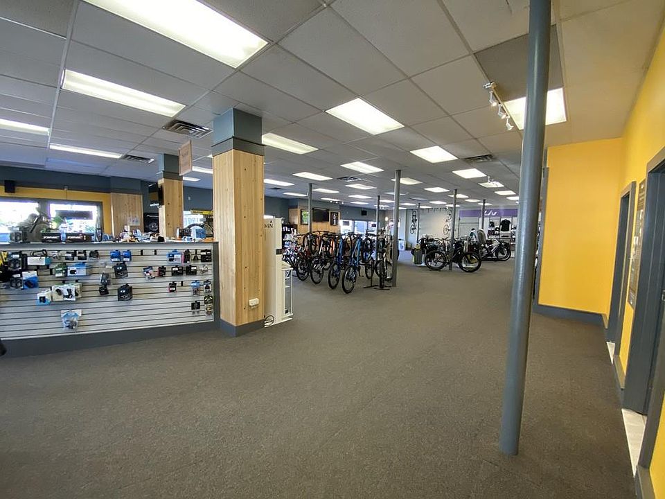 2nd image of 4 Webster St