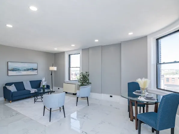 140 Chestnut St APT 606, Springfield, MA 01103