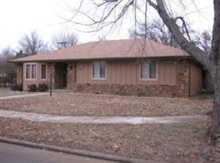 1005 E Cambridge St, Springfield, MO 65807