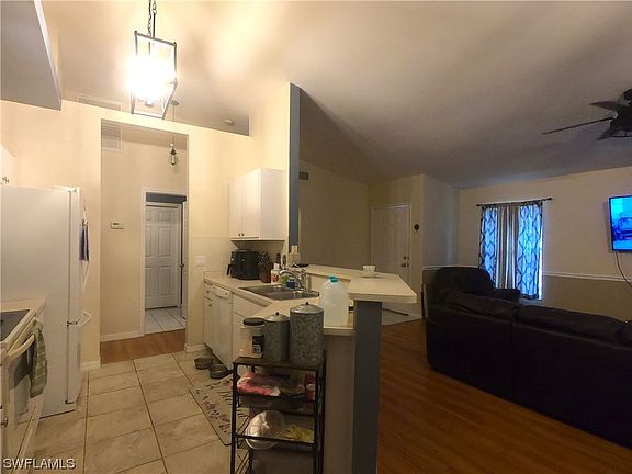 5th image of 536 Bethany Village Cir