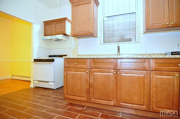 Rented by Miron Properties | media 4