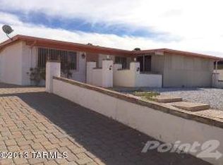 7834 E Apple Tree Dr, Tucson, AZ 85730