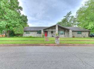 10802 E 96th Pl N, Owasso, OK 74055