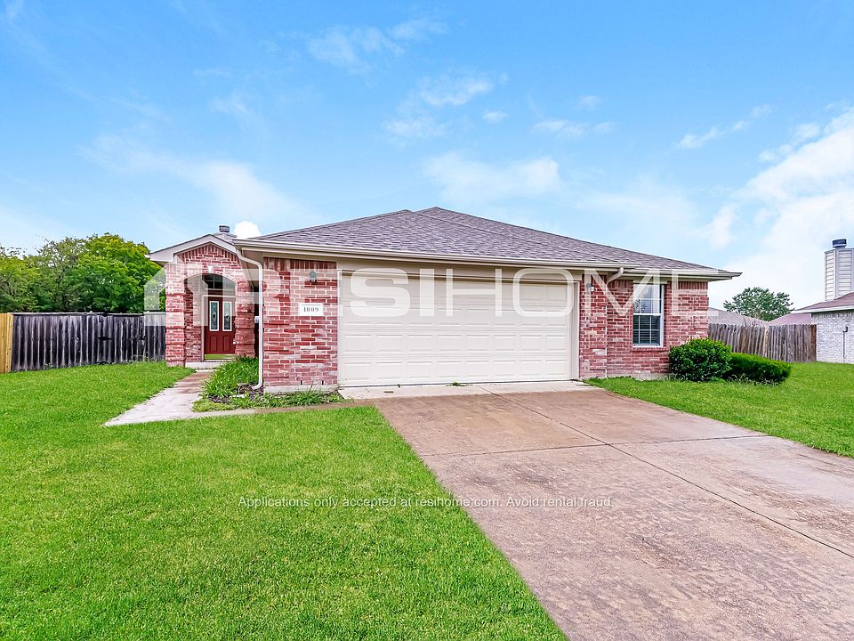 1st image of 1009 Ronald Allen Ct