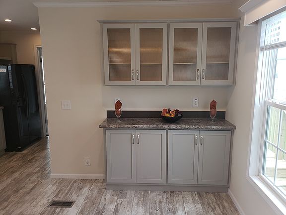 5th image of 2507 214th St N #18