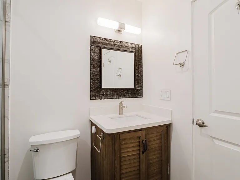 9540 Debra Ave — Photo 23